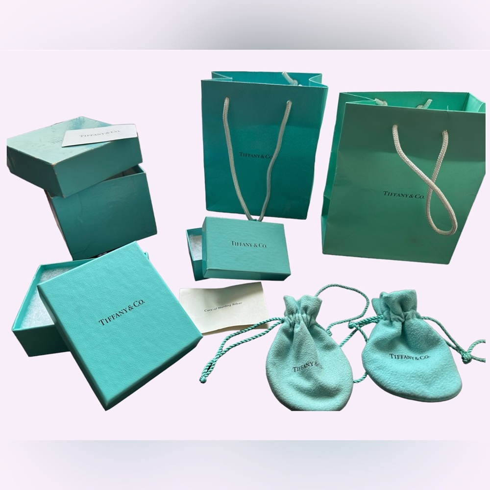 Tiffany & co bundle gift/ shopping bags/ accessories